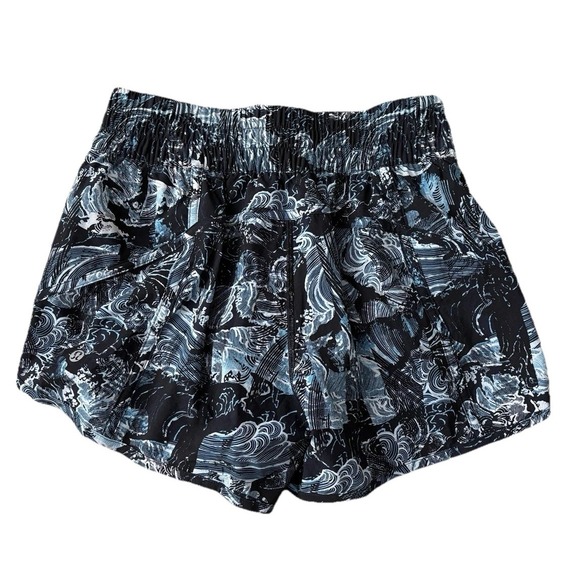 NEW Lululemon Tracker Short V *4" Eternal Wave Starlight Black Blue 6 W7AHUS - Picture 7 of 15